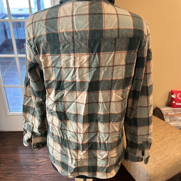 Pendleton Plaid 100%Virgin Wool Button Down‎ - Picture 4 of 12